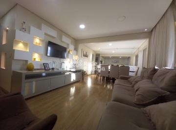 Apartamento · 110m² · 3 Quartos · 2 Vagas · Qd 02 | Res Santos Dumont 3 Quartos sendo 1 suíte - Armários planejados - Santa Maria