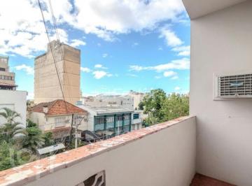b502ebd2 · Apartamento, 2 dormitórios, 63 m², em Floresta
