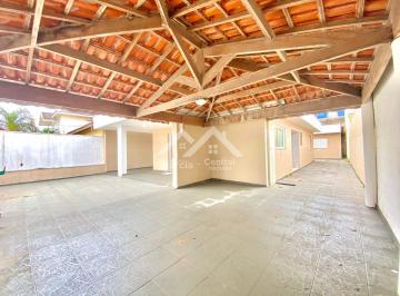 Casa · 280m² · 3 Quartos · 3 Vagas · 
                                Casa lado praia em Peruíbe
                            