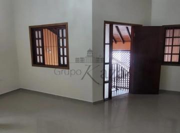 Casa de 4 quartos, Jacareí · Casa Sobrado Residencial 4 dormitórios bairro Villa Branca