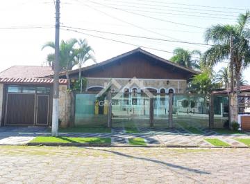 Casa · 3 Quartos · 6 Vagas ·
Casa em Peruíbe