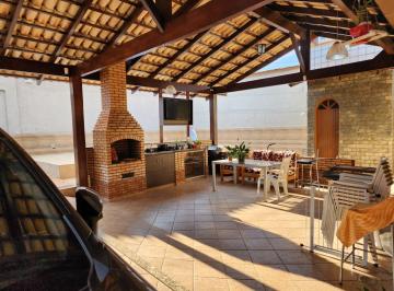 Casa de 4 quartos, Sobradinho · Qd 04 Cs térrea 4 quartos, piscina churrasq. Lt 525 mts, Aceita financ.,Fgts e trc Sobradinho DF.