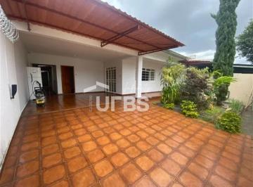 Casa · 241m² · 3 Quartos · 4 Vagas · Casa residencial e/ou comercial, terreno com 360 m2