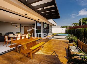 Casa · 207m² · 4 Quartos · 4 Vagas · Sobrado à venda | Jardins Porto | 4 suítes | 4 vagas | quintal amplo