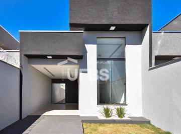 Casa · 108m² · 3 Quartos · 2 Vagas · Casa de Rua à venda Setor dos Bandeirantes