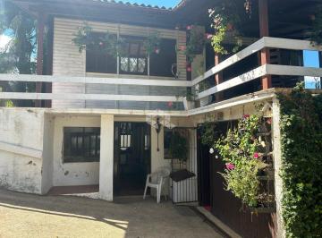 Terreno · 360m² · 2 Quartos · 2 Vagas · Terreno com prédio misto construído com 2 andares , pátio com piscina e 1 vaga no loteamento Stela