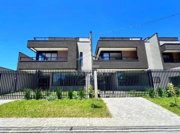 Casa · 198m² · 3 Quartos · 3 Vagas · Sobrado em Centro, São José dos Pinhais/PR de 198m² 3 quartos à venda por R$ 1.300.000,00