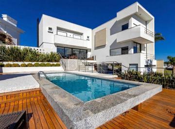Casa · 545m² · 3 Quartos · 6 Vagas · Casa de Luxo em Alphaville Graciosa, Pinhais 545m², 3 Suítes
