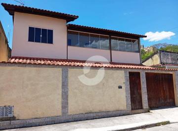 Casa · 189m² · 3 Quartos · 4 Vagas · Casa em Barro Vermelho, São Gonçalo/RJ de 189m² 3 quartos à venda por R$ 470.000,00