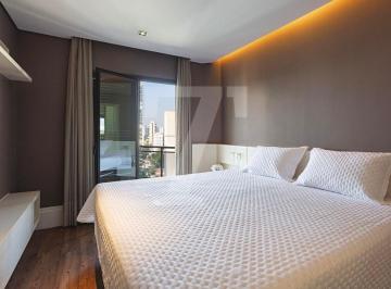 Apartamento · 367m² · 3 Quartos · 5 Vagas · Cobertura duplex em Moema Índios, fora da rota de aviões.