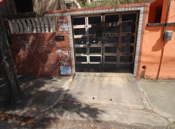 Casa · 226m² · 5 Quartos · 3 Vagas · Casa com 5 dormitórios para alugar, 312 m² por R$3.000,00/mês - Montese - Fortaleza/CE