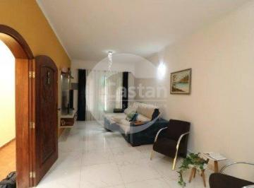 Casa · 247m² · 3 Quartos · 2 Vagas · Sobrado em Vila Santa Clara
