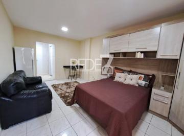 Foto 01 · Apartamento à venda no Centro de Campinas-SP: 1 quarto, sala ampla, banheiro moderno, 38m² de elegân