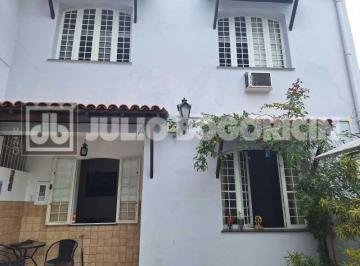 Casa · 210m² · 3 Quartos · 5 Vagas · ENGENHO DE DENTRO - RUA DIONISIO FERNANDES À VENDA - CASA TRIPLEX -  3 QUARTOS(1