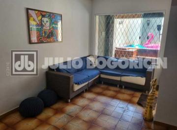 Casa · 163m² · 3 Quartos · 1 Vaga · Casa Para Venda no Cachambi Com 3 Quartos 1 Suíte Terraço Gourmet e Piscina