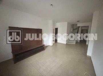 Casa · 251m² · 3 Quartos · 3 Vagas · Casa de Vila triplex - 3 quartos (2suites) - Terraço com churrasqueira - 3 vagas