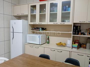 4 · Casas em terreno de 190m² de área total no bairro Agronômica, Florianópolis