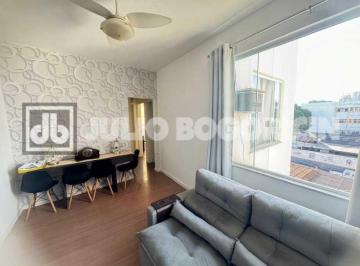 Apartamento · 62m² · 2 Quartos · 1 Vaga · Apartamento com 2 quartos e dependência