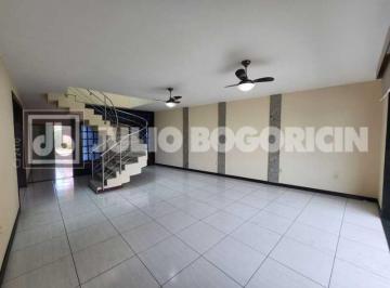 Casa · 384m² · 4 Quartos · 2 Vagas · Casa em Condomínio : Duplex / Residencial / Jardim Carioca