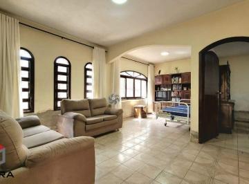 Casa · 230m² · 3 Quartos · 5 Vagas · Sobrado à venda 3 quartos 1 suíte 5 vagas Baeta Neves - São Bernardo do Campo - SP