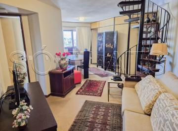 Apartamento · 93m² · 1 Quarto · 1 Vaga · Flat no The Plaza com 42m², 1 dormitório e 1 vaga de garagem, disponível para locação nos Jardins.