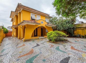 Casa · 420m² · 3 Quartos · 4 Vagas · Viva com Conforto e Exclusividade no Coração da Vila Madalena