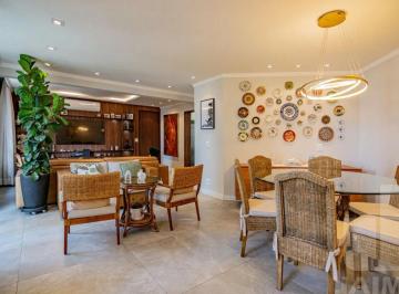 Apartamento · 133m² · 3 Quartos · 2 Vagas · Apartamento Reformado com 133m² em Condomínio Completo em Perdizes
