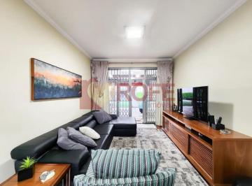 Casa · 289m² · 3 Quartos · 6 Vagas · Sobrado Espaçoso com Piscina e Jardim no Brooklin  289m²