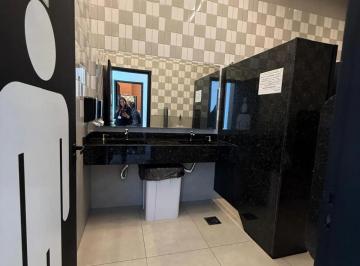 Comercial · 82m² · 1 Vaga · Sala Comercial e 1 banheiro para Alugar, 30 m² no Parque Jaçatuba - Santo André/SP