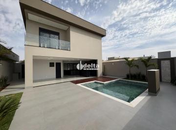 Casa · 372m² · 4 Quartos · 4 Vagas · Casa em condomínio com 4 quartos e 4 suíte disponível para venda no bairro Gávea Sul em Uberlândia-M