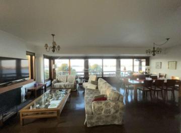 Casa · 1298m² · Casa para locação na Praia da Lagoa. 6 qauartos 9$ suítes), 4 vagas