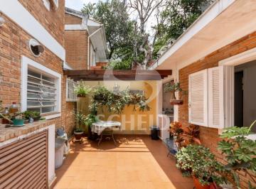 Casa · 162m² · 3 Quartos · 2 Vagas · Jardim Petrópolis Sobrado com Quintal e 3 Dormitórios