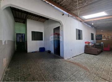 Casa · 150m² · 5 Quartos · 2 Vagas · CASA A VENDA QUADRA 205 RECANTO DAS EMAS COM 03 QUARTOS NA AVENIDA( COMERCIAL E RESIDENCIAL )COM UM
