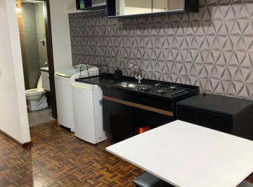 Apartamento · 22m² · 1 Quarto · Quitinete à venda no Centro de Curitiba | Semi mobiliada | Próx. UFPR