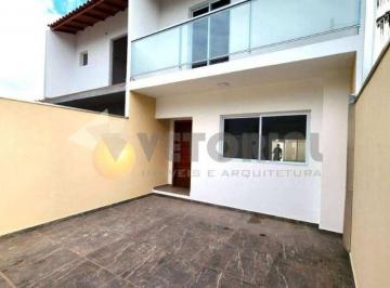 2by1qui2ogyxmthmywi2mgji_md · Sobrado à venda em São Sebastião, Enseada, com 3 quartos, 125m²