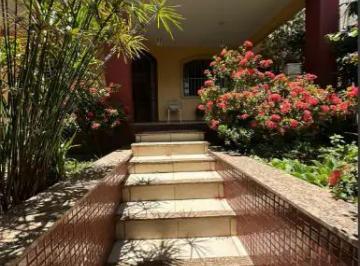 Casa à venda em rua pública, ARMAÇÃO, Salvador, BA · Casa à venda em rua pública, ARMAÇÃO, Salvador, BA
