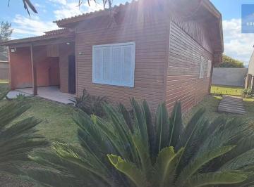 Casa · 300m² · 3 Quartos · 2 Vagas · Casa a venda em Capão da Canoa