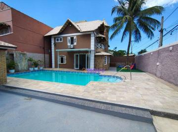 b98ebcdae78919c29187805573d347cca7ca8fd6 · Excelente casa duplex, ampla, arejada e muito bem planejada.