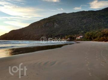 dd51ccea · Casa, 2 dormitórios, 37 m², em Armação do Pântano do Sul