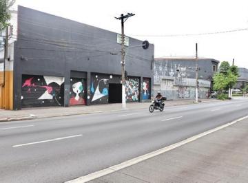 Comercial · 1300m² · Galpão na Avenida Rudge, N. 833 • 1300 m²