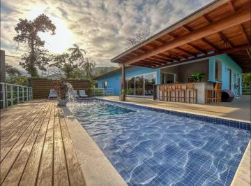 Casa , São Sebastião · Linda Casa em Maresias, Cercada por uma Natureza exuberante