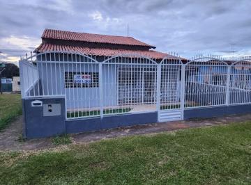 Casa de 3 quartos, Sobradinho · Qd 03 casa de Laje aceita Financiamento e FGTS em ótima localização confira!!!