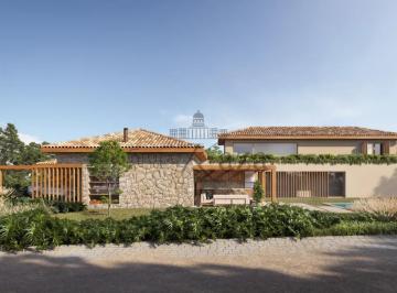 Casa · 1606m² · 5 Quartos · 2 Vagas · Oportunidade - Casa em Condomínio - Haras Larissa - 5 Suítes - 615m².