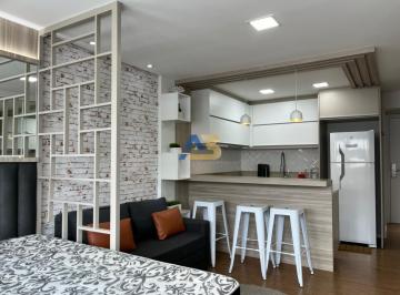 Apartamento de 1 quarto, Curitiba · Studio para alugar por R$ 2.400/mês - Centro - Curitiba/PR