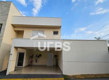 Casa · 231m² · 4 Quartos · 2 Vagas · Sobrado no Condomínio Ilha Bela