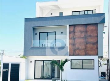 Casa · 212m² · 5 Quartos · 2 Vagas · Casa 5 suítes à venda Vargem Pequena Condomínio Dream Garden II