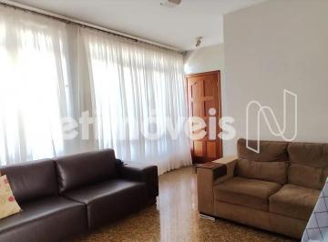 Casa · 618m² · 3 Quartos · 4 Vagas · Excelente oportunidade no São Lucas!