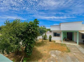Casa · 214m² · 4 Quartos · 2 Vagas · À venda: Duas casas independentes com amplo terreno no bairro Vila Verde, Armação dos Búzios