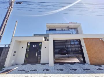 Casa · 196m² · 3 Quartos · 2 Vagas · Casa alto padrão com vista mar apenas 100 metros do mar em Matinhos Pr