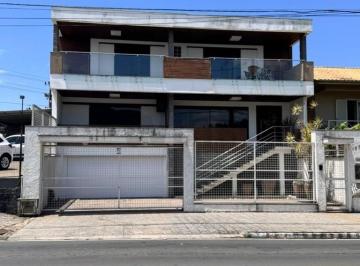 Foto 27 · Casa Ampla Mobiliada ao Lado do Centro de Criciúma - 4 Dormitórios Suíte Master